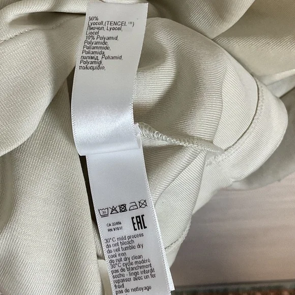 HANRO Madeleine Jacket Warm Sand 78817-1200 NWT Cream Small - Picture 8 of 8